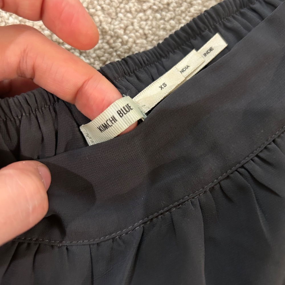 Kimchi Blue- Urban Outfitters Shorts - Picture 2 of 3